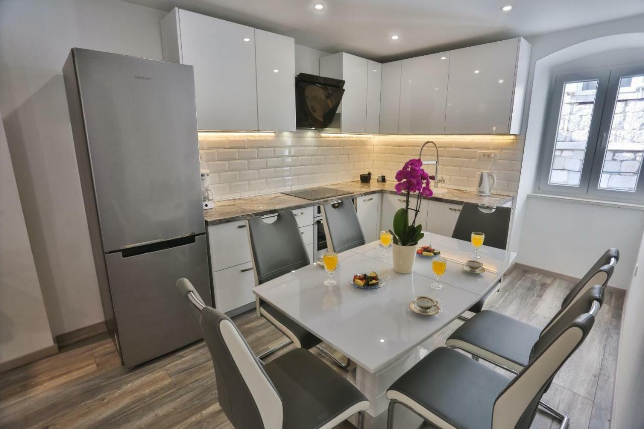 Luxury Apartment Lioness Split Exteriör bild